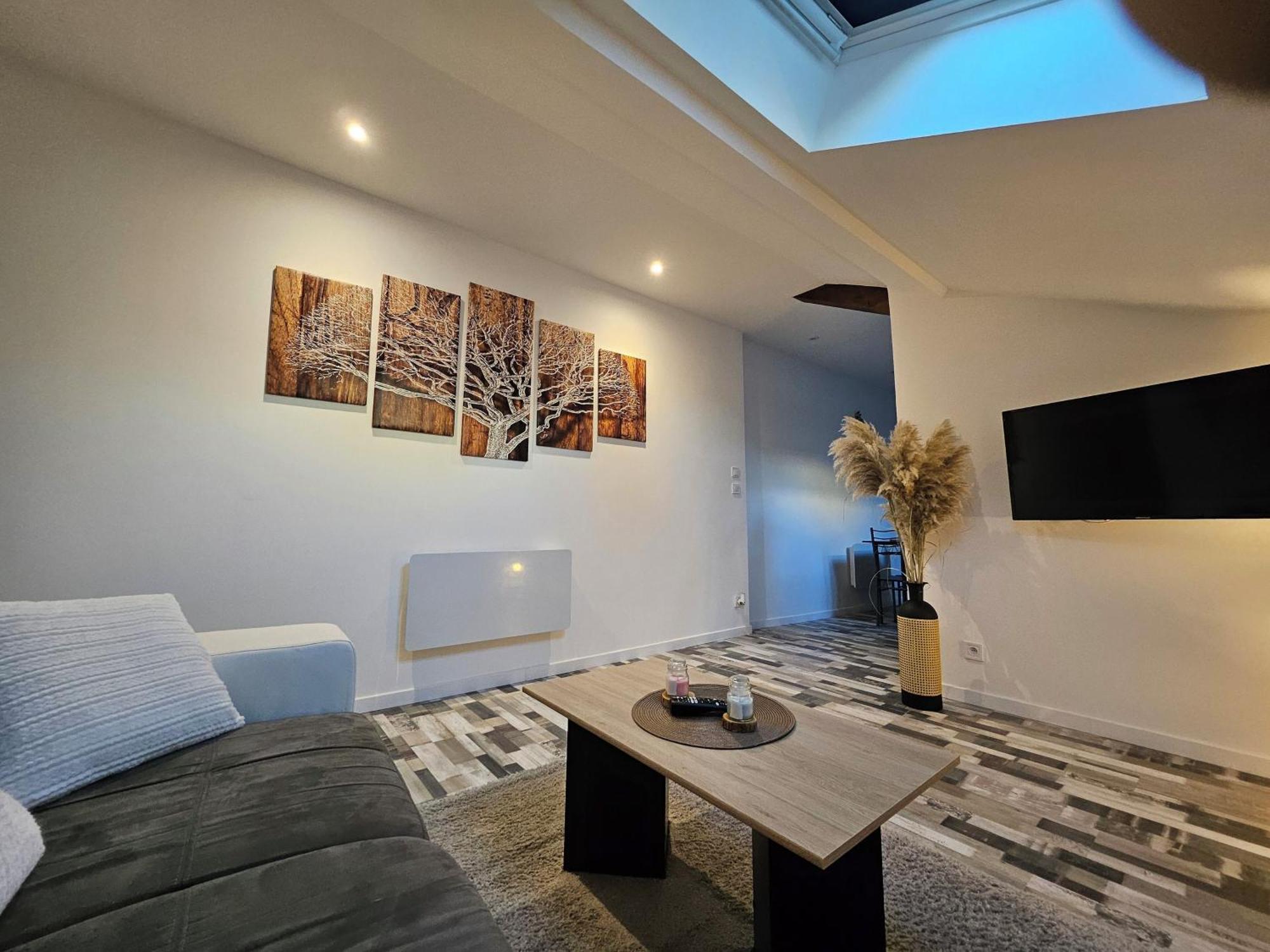 Joli Appartement Mansarde Дусиз Екстериор снимка
